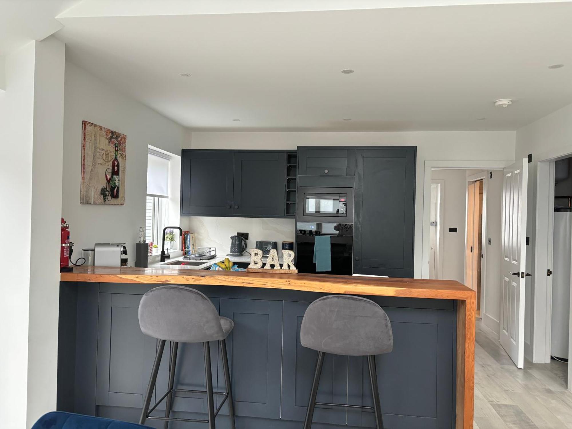 Brand New Big House With Garden And Free Parking
